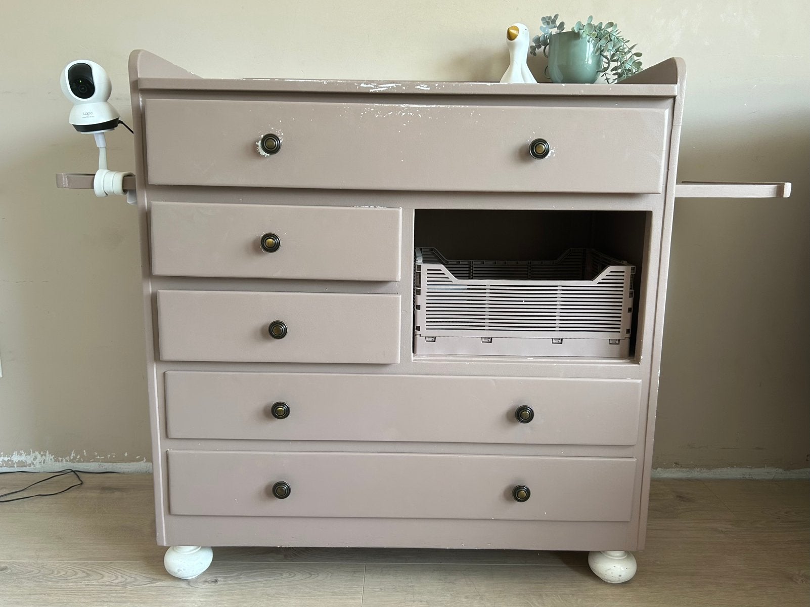 Vintage commode jaren '60 - opknapper met extra's, Kinderen en Baby's, Kinderkamer | Commodes en Kasten, Ophalen, Gebruikt, 50 tot 70 cm