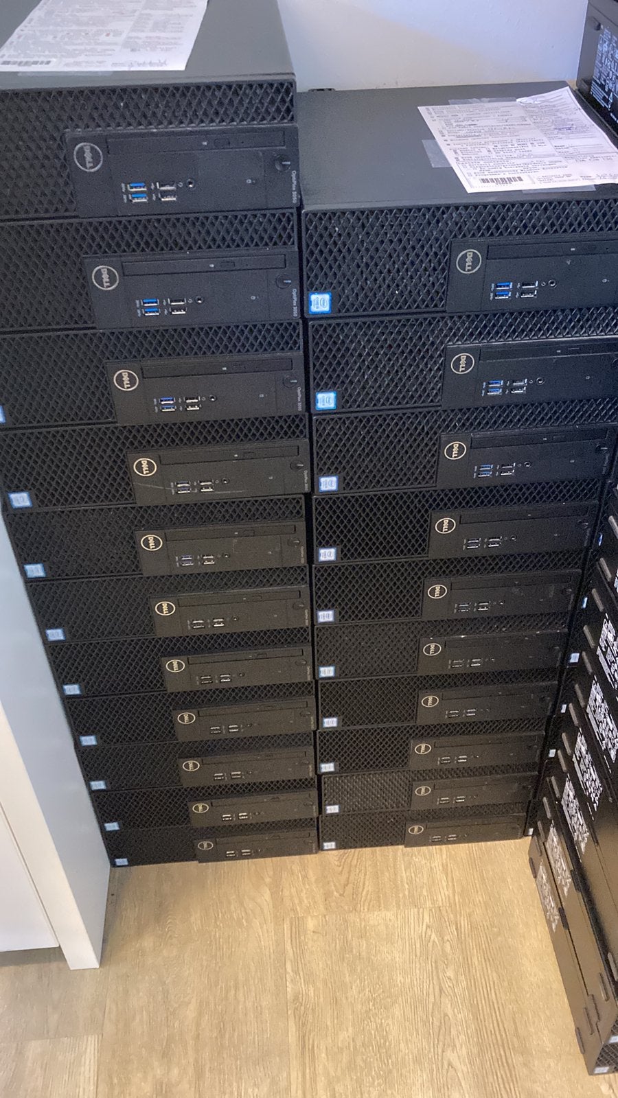 Roads Technologie – Desktops, Laptops, Monitoren & Telefoons, Computers en Software, Desktop Pc's, Zo goed als nieuw, Ophalen