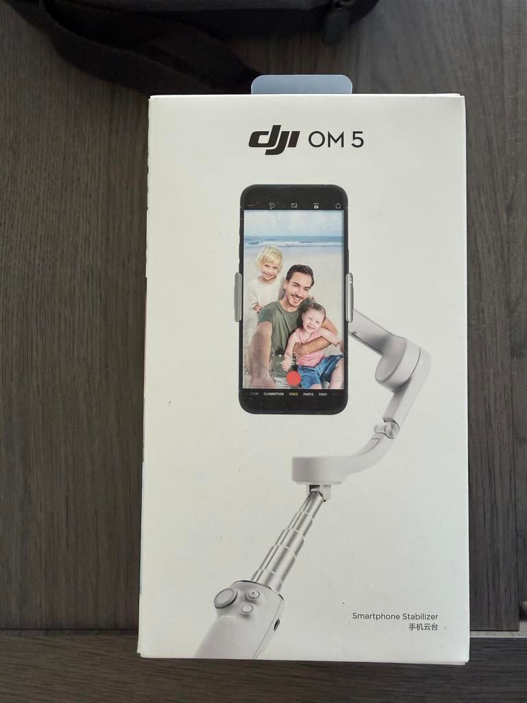 DJI OM 5 Smartphone Stabilizer - Zo goed als nieuw, Ophalen of Verzenden, Zo goed als nieuw