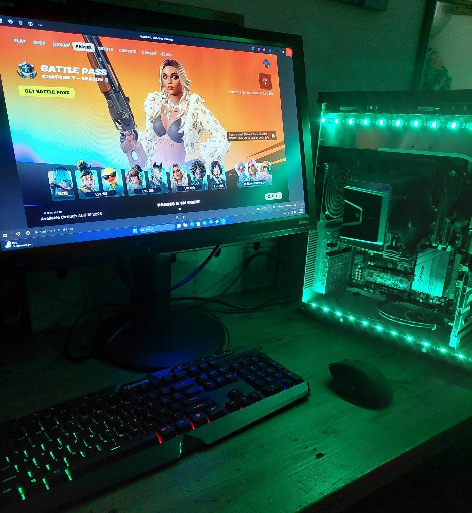 Office en Game PC Win11 Office 2024 750GB SSD/HDD nVIDIA 730, Gebruikt, HDD, 8 GB, Ophalen of Verzenden