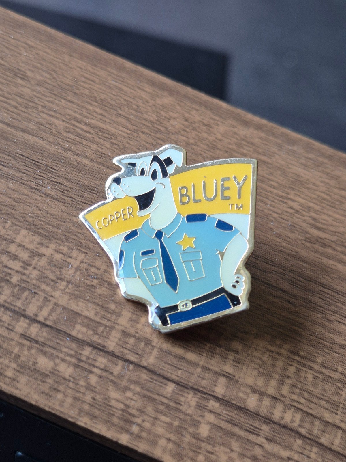 Vintage "Copper Bluey" Politie Mascotte Pin  Victoria Police, Verzamelen, Speldjes, Pins en Buttons, Ophalen of Verzenden, Speldje of Pin