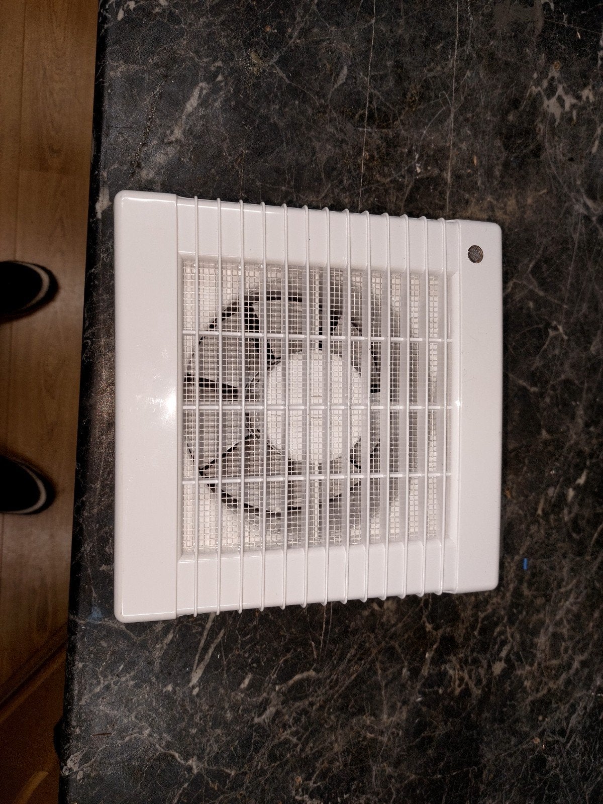 zo goed als nieuw  ventilator  plafon of muur 150mm, Ophalen, Zo goed als nieuw, Ventilator