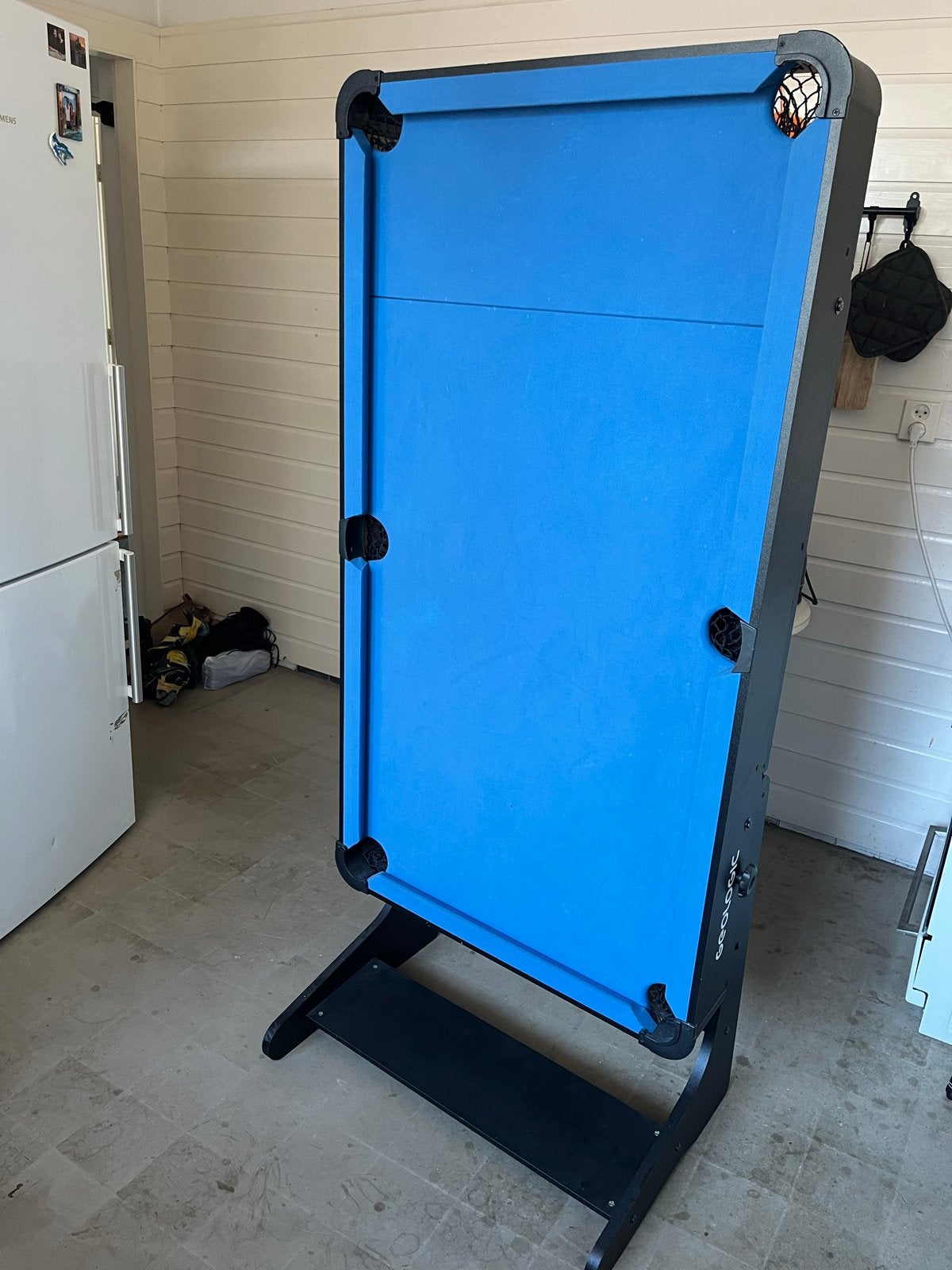 Inklapbare pooltafel 140 x 75 MET BIJBEHOREND MATERIAAL, Sport en Fitness, Biljarten en Poolen, Ophalen, Zo goed als nieuw, Pooltafel