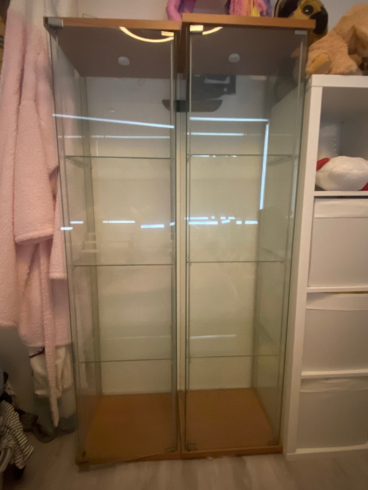 2 stuk vitrine kasten, Ophalen, Met plank(en), Minder dan 50 cm, Glas