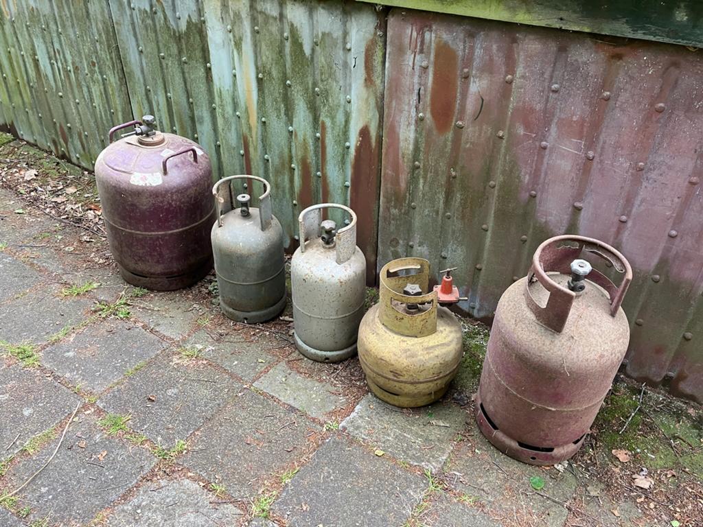 Oude gasflessen Verschillende maten, Ophalen, Gebruikt