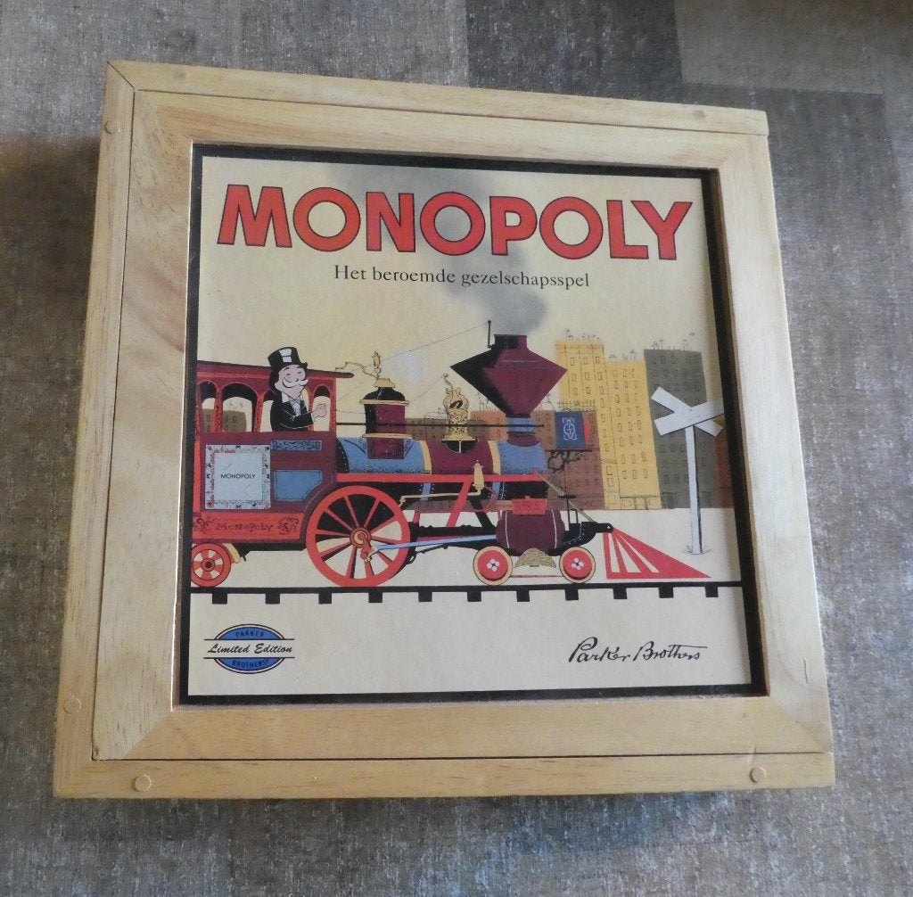 Monopoly Limited Edition houten kist., Een of twee spelers, Ophalen of Verzenden, Zo goed als nieuw, Parker