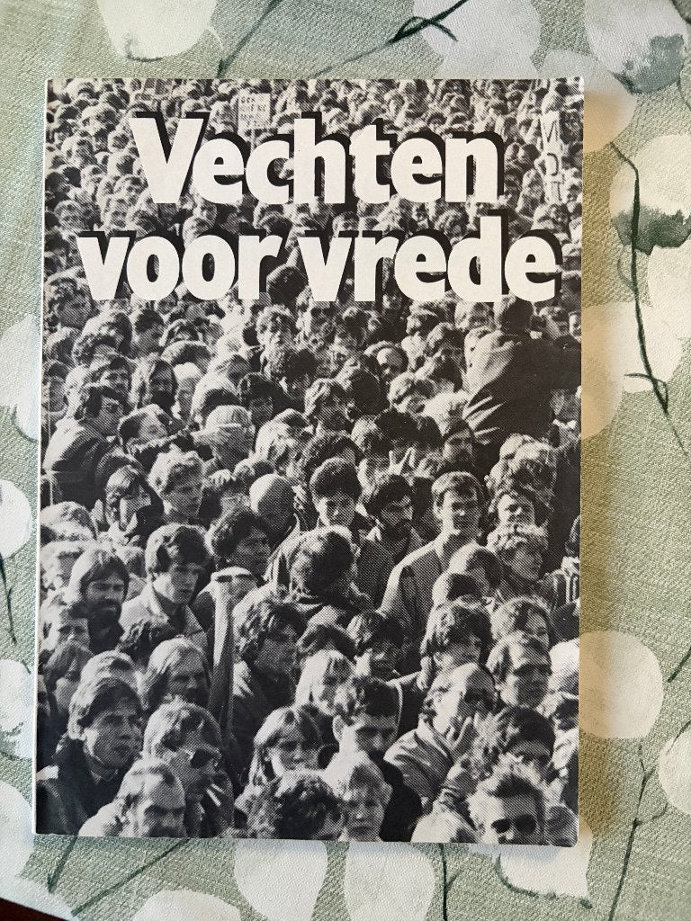Vechten voor Vrede, Ophalen of Verzenden, 20e eeuw of later, Gelezen