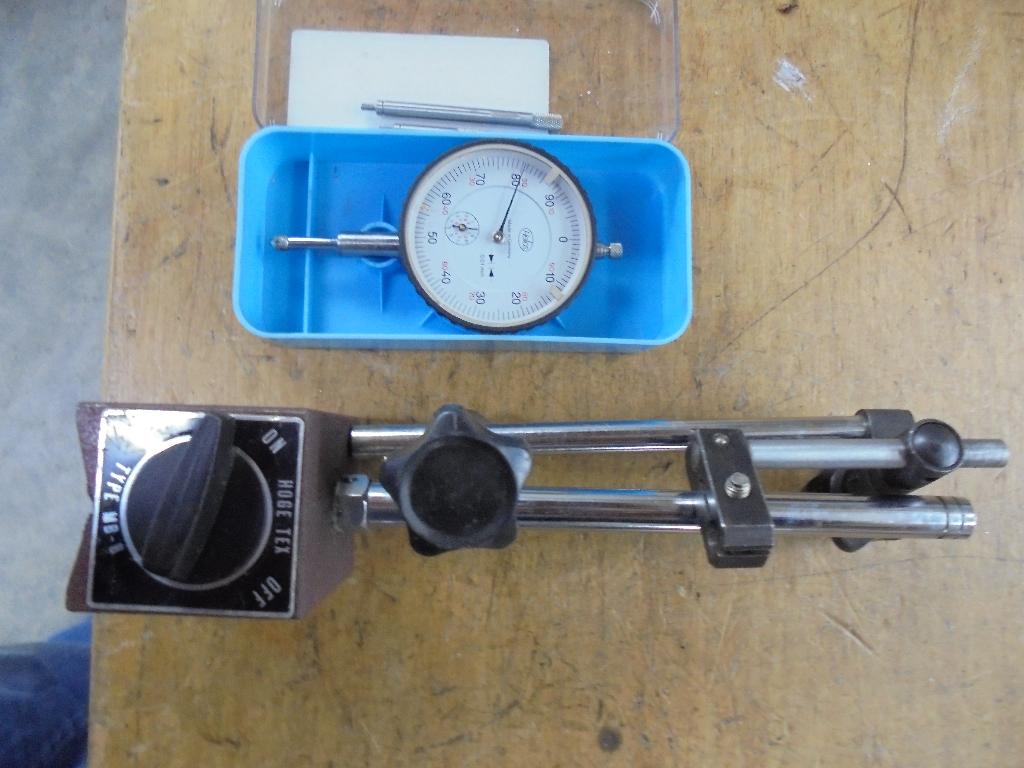 Magneetstandaard met Helios meetklok, Verzenden, Zo goed als nieuw
