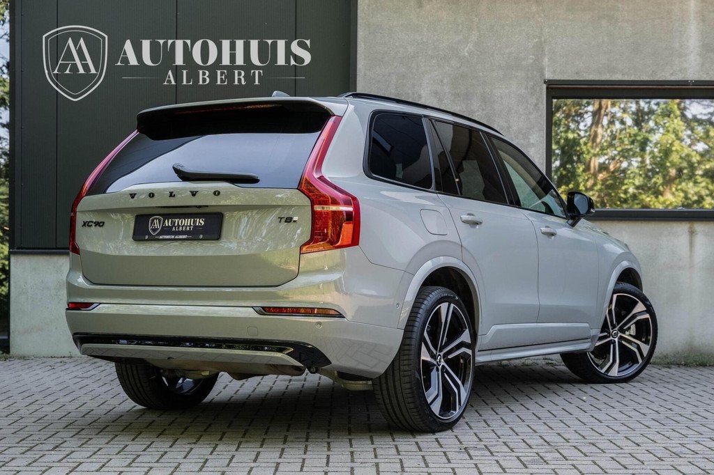 Volvo XC90 T8 Ultra Dark B&W Luchtvering Massage HUD 22'', Gebruikt, Zwart, 4 cilinders, 1969 cc