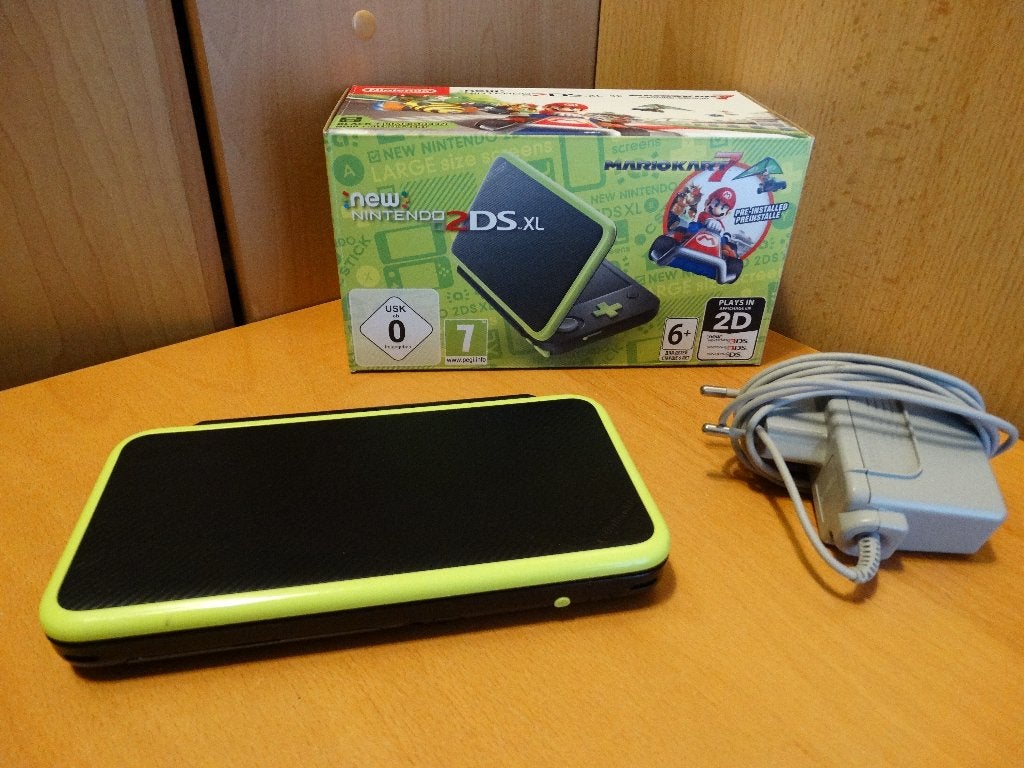 Nintendo 2DS xl, Verzenden, Zo goed als nieuw, Zwart, 2DS XL