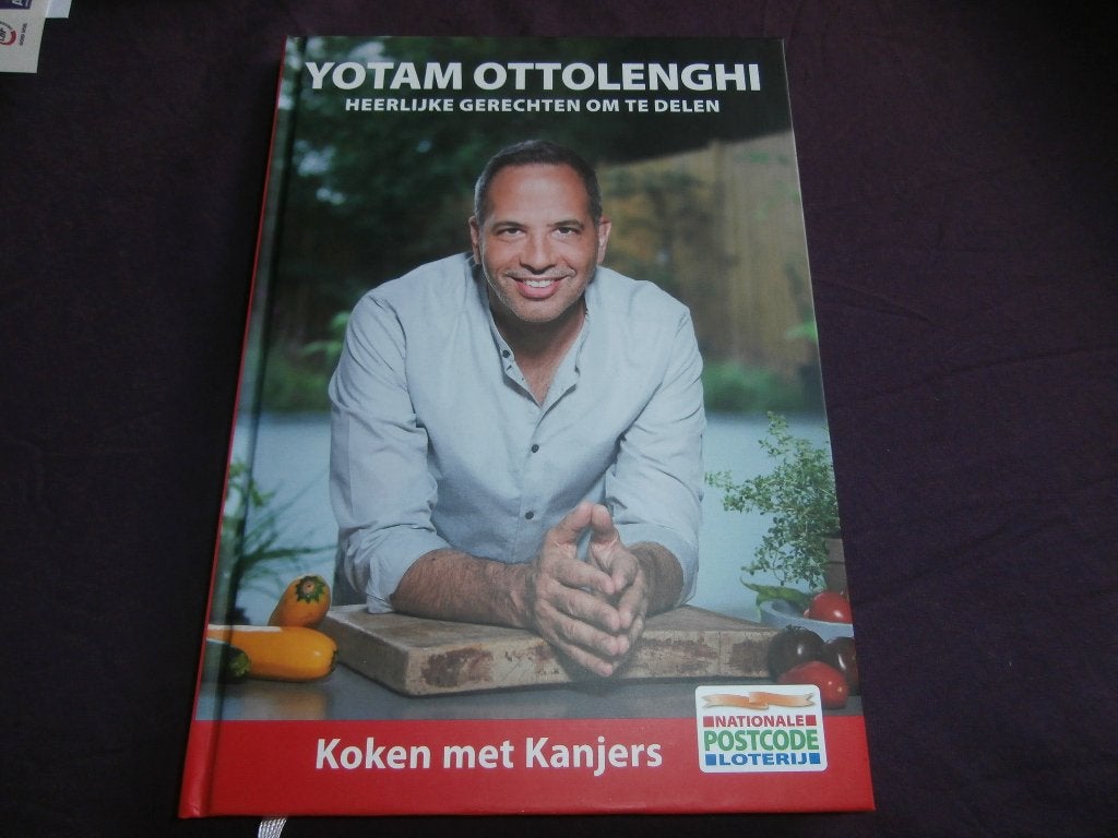 Kookboek Yotam Ottolenghi Koken met Kanjers Postcodeloterij, Ophalen of Verzenden, Zo goed als nieuw, Yotam Ottolenghi