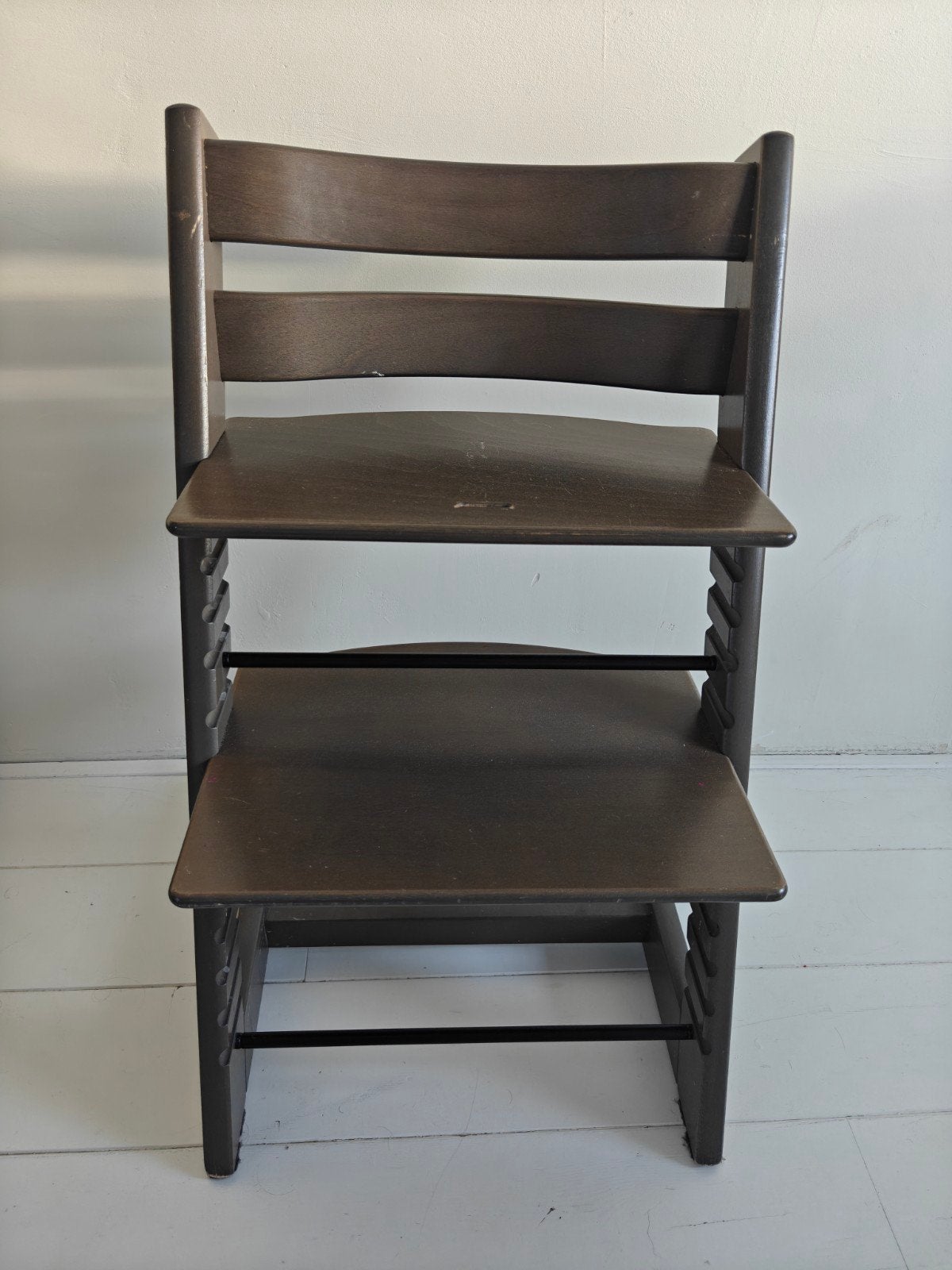 Stokke Tripp Trapp meegroeistoel - Grijs, Kinderen en Baby's, Kinderstoelen, Ophalen, Gebruikt, Meegroeistoel