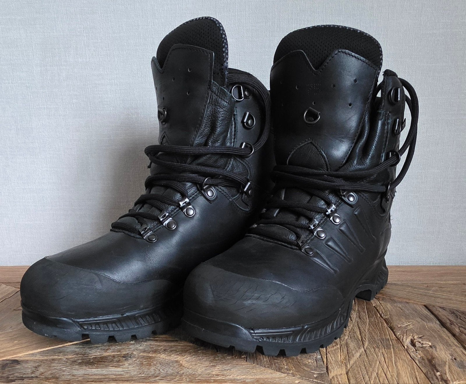 Meindl Bergschoenen - Maat 41.5 - Zwart, Sport en Fitness, Ophalen of Verzenden, Gebruikt, Schoenen