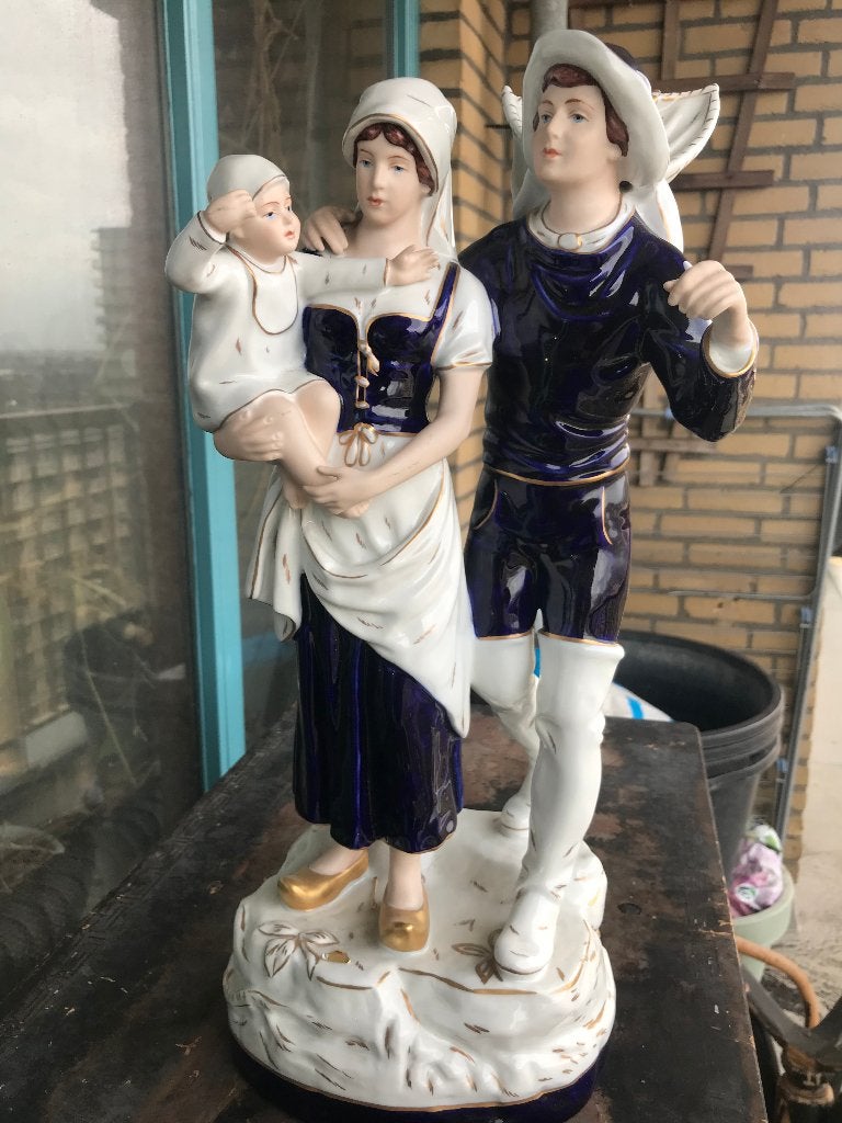 porselein vormstuk ouders met kind royal dux, Antiek en Kunst, Ophalen of Verzenden