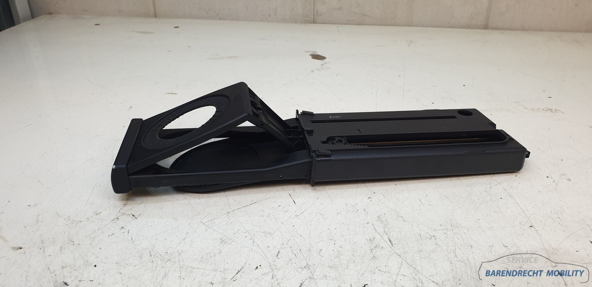 Verlichte bekerhouder Audi A3 8P 8P0862534C cupholder origin, Auto-onderdelen, Gebruikt, AUDI AG, Auto-Union-Strasse 1
85045  Ingolstadt, DE