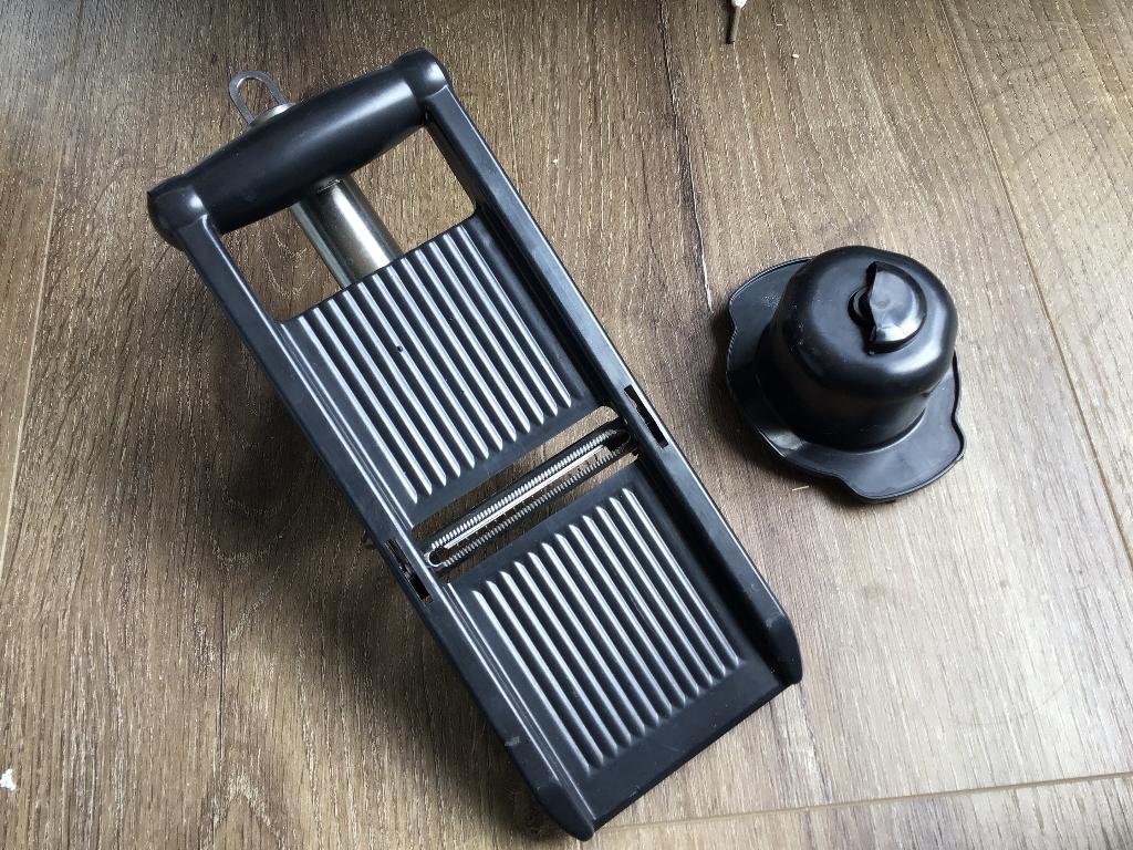 Hand mandoline, Ophalen of Verzenden, Gebruikt