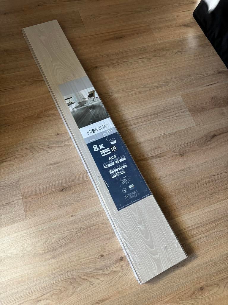 Nieuw laminaat 'Premium Light Natural' - 2,131 m², Ophalen, Nieuw, Minder dan 5 m², 10 tot 30 cm