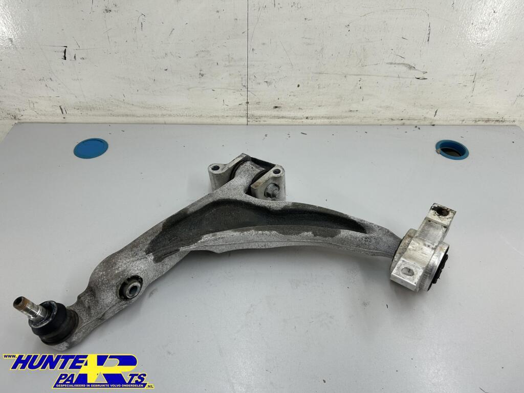 Draagarm RV onder Volvo XC90/XC60/V90CC ('14-'27) 32246810, Gebruikt, Ophalen of Verzenden, Volvo, Volvo