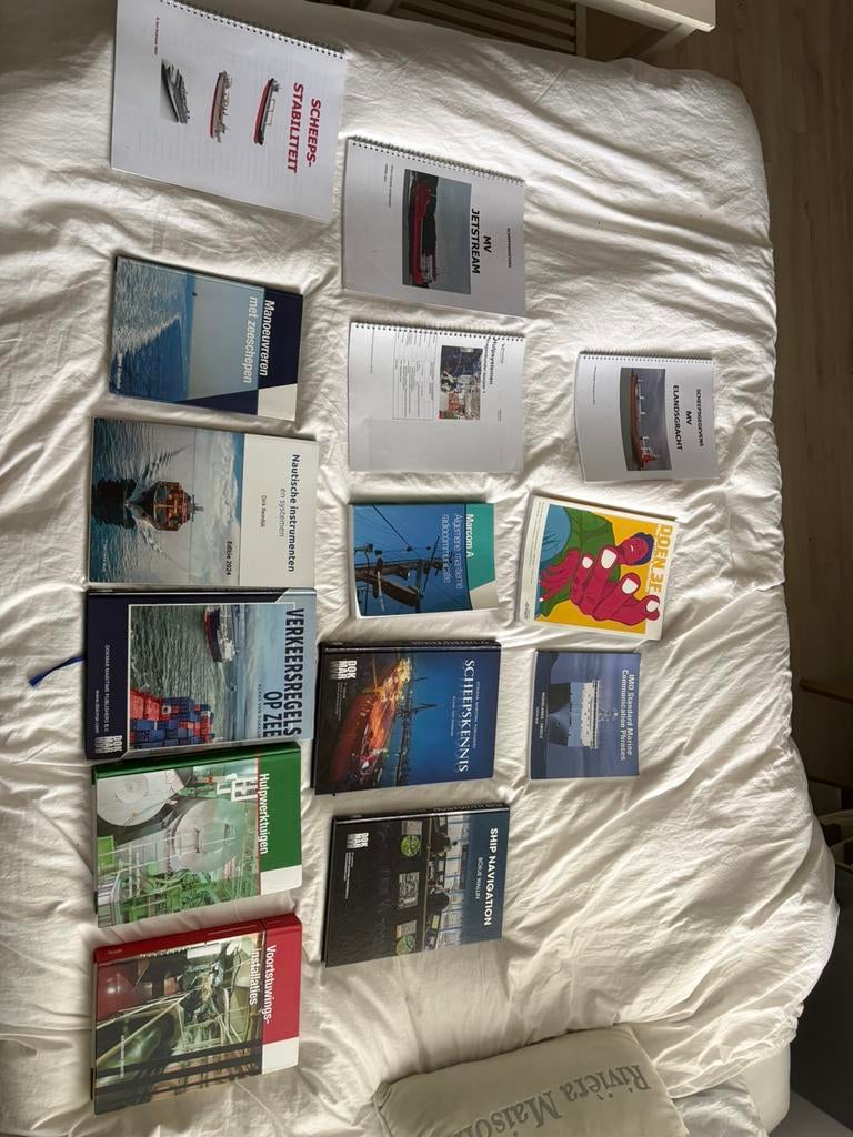 Zeevaartschool boeken compleet martiem officier alle schepen, Ophalen of Verzenden, Nieuw