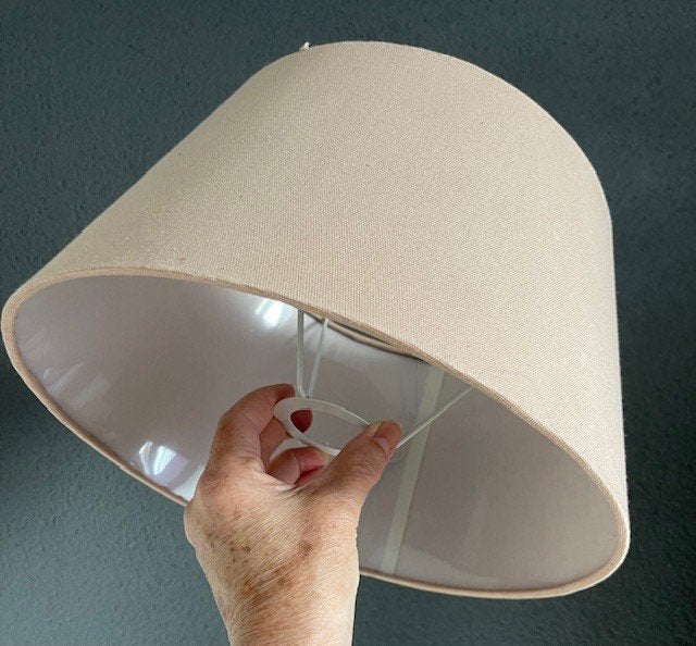taupe lampenkap, Rond, Ophalen of Verzenden, Zo goed als nieuw, 17 cm
