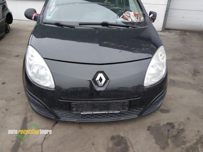 Voorbumper van een Renault Twingo (NV676), Auto-onderdelen, Carrosserie en Plaatwerk, Bumper, Renault, Gebruikt, 3 maanden garantie