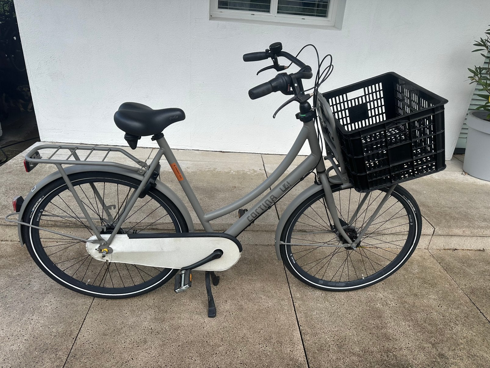 Cortina U4 28inch H61 damesfiets nieuwstaat met garantie, Fietsen en Brommers, Versnellingen, 56 cm of meer, Zo goed als nieuw