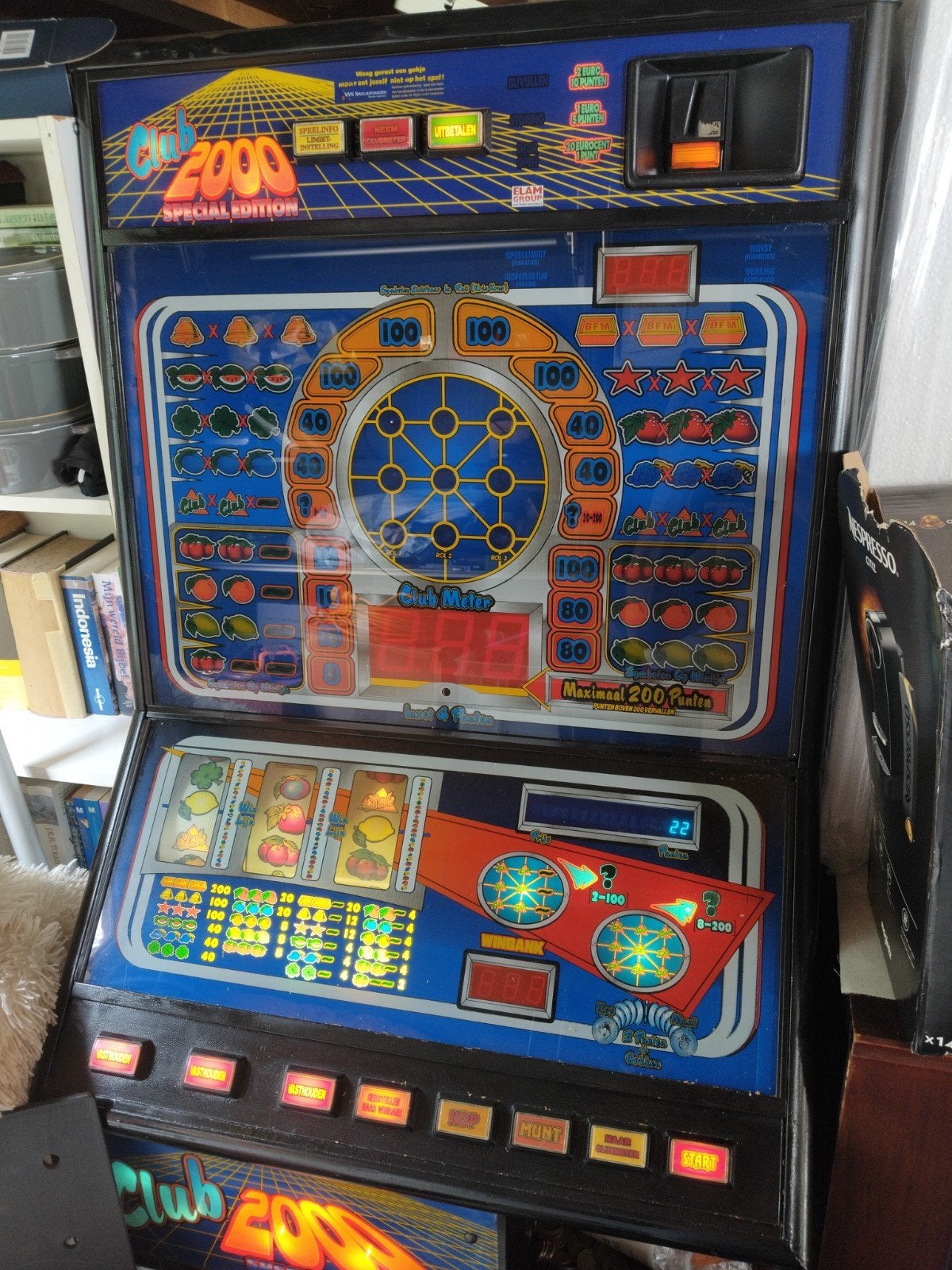 Club 2000 Special Edition gokkast - speelt op euro's, Verzamelen, Euro, Ophalen, Gebruikt, Met sleutels