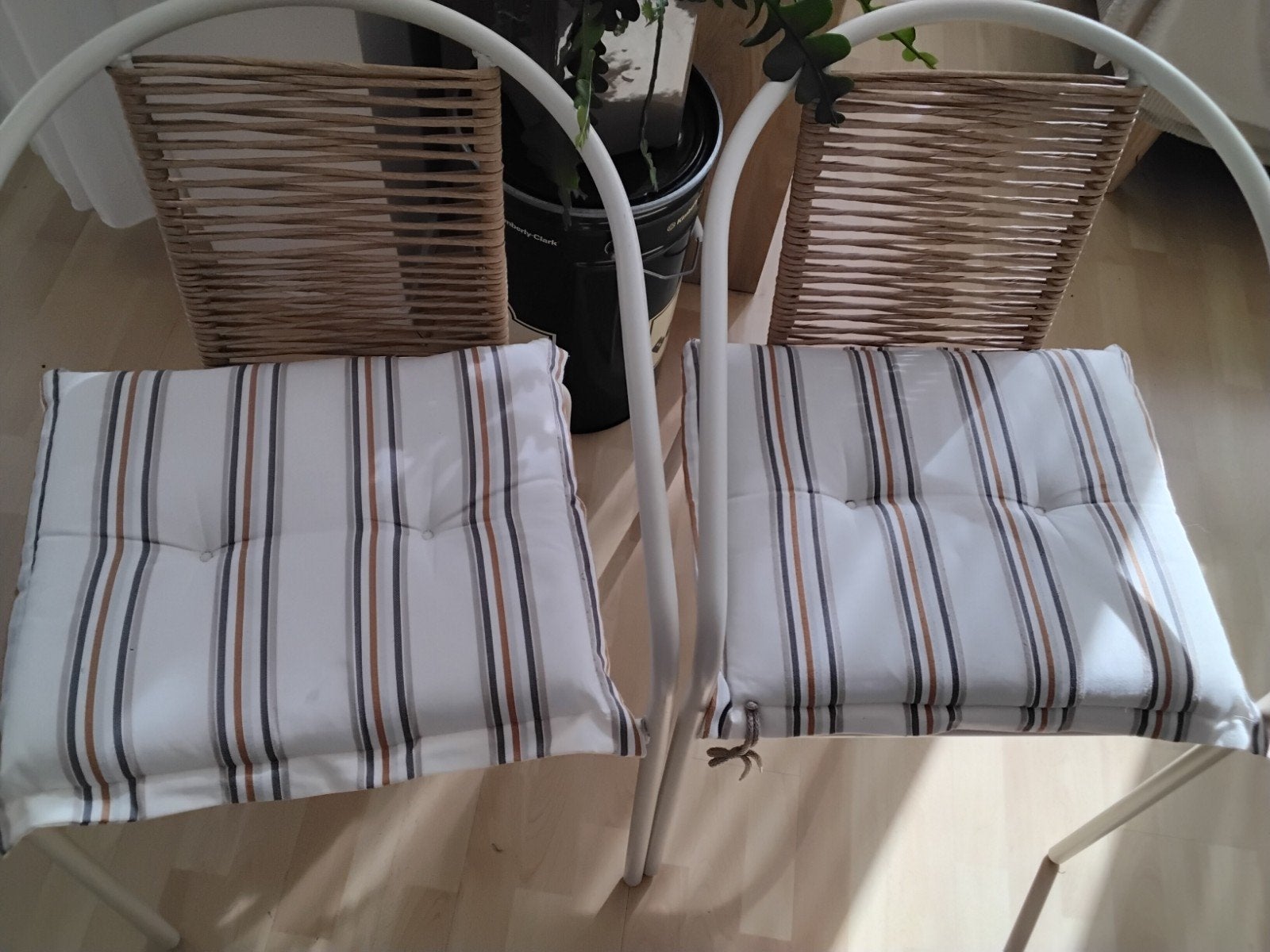 set ikea urban+ xenos stoelen, Huis en Inrichting, Ophalen, Overige materialen, Twee, Wit