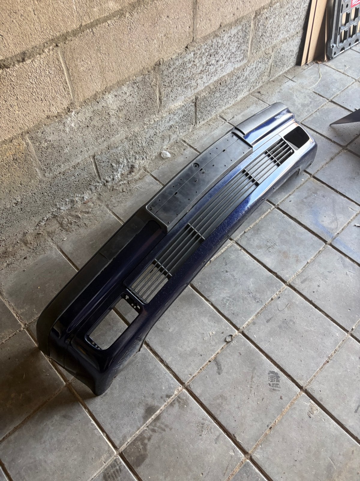 BMW E36 Voorbumper Montréal Blauw (zonder mistlamp kappen), Gebruikt, Voor, Ophalen of Verzenden, Bumper