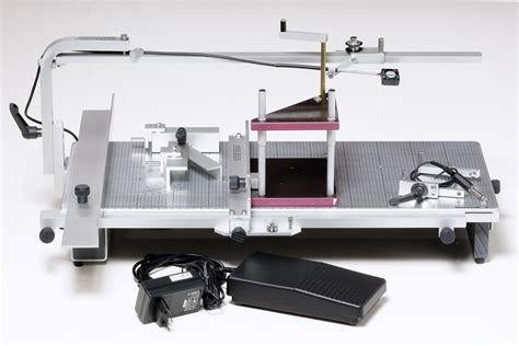 STYROSNIJDER STYROCUT 3 + ACCESSOIRES, Ophalen, Zo goed als nieuw, Groter dan 1:32