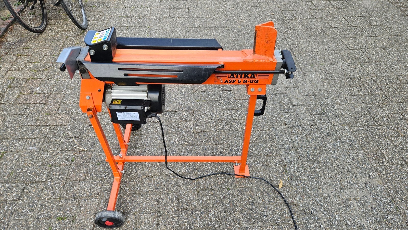 ATIKA ASP 5 N-UG Houtklover - 5 Ton - Elektrisch, Tuin en Terras, Ophalen, Staand, Atika, Zo goed als nieuw