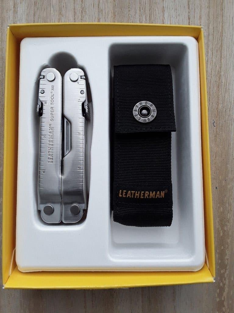 Leatherman supertool 300 en Mora companion (Nieuw), Ophalen, Nieuw
