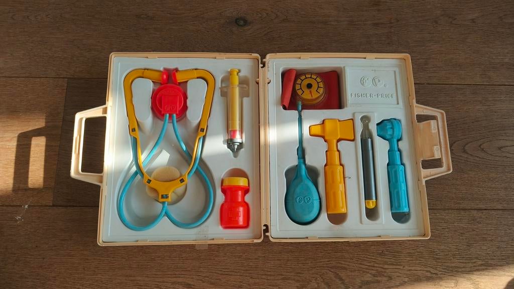 Vintage Fisher Price Dokterskoffer Compleet, Ophalen of Verzenden, Gebruikt, Speelset