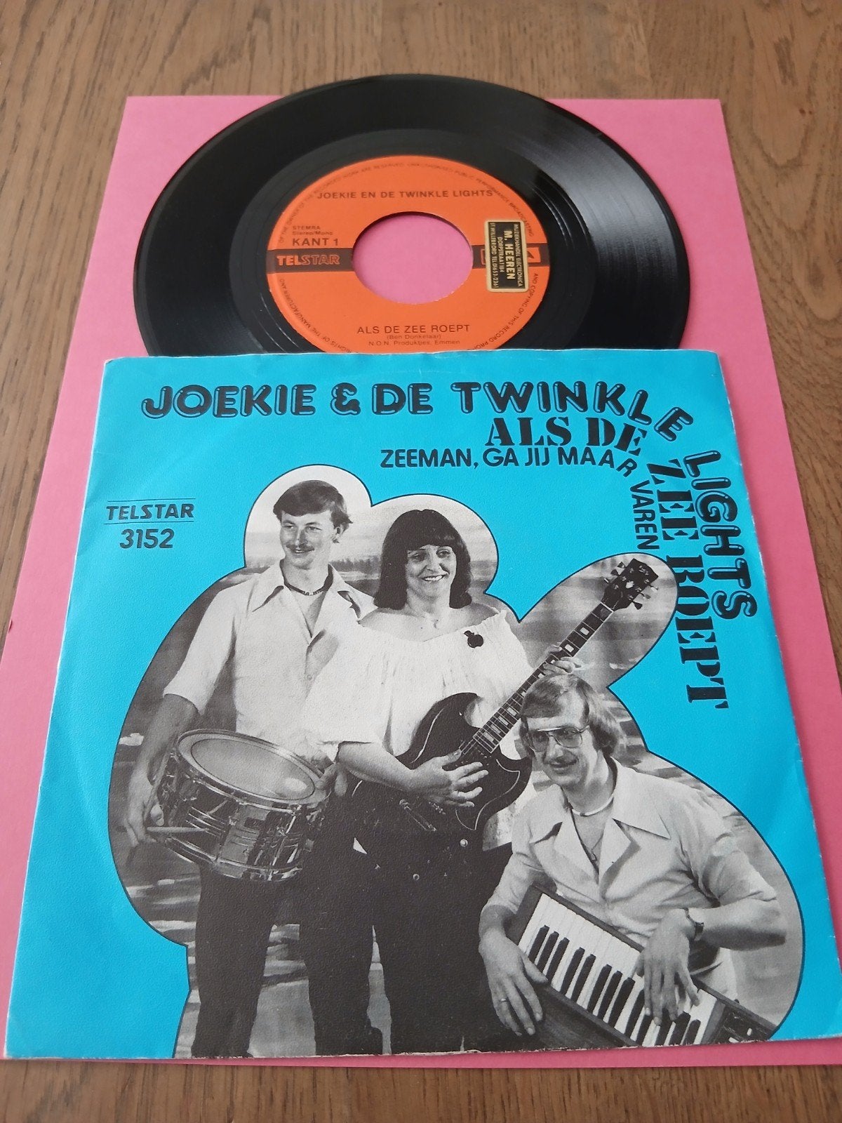 VINYL SINGLE  JOEKIE EN DE TWINKLE LIGHTS  1980, Verzenden, Zo goed als nieuw, Overige formaten, Levenslied of Smartlap