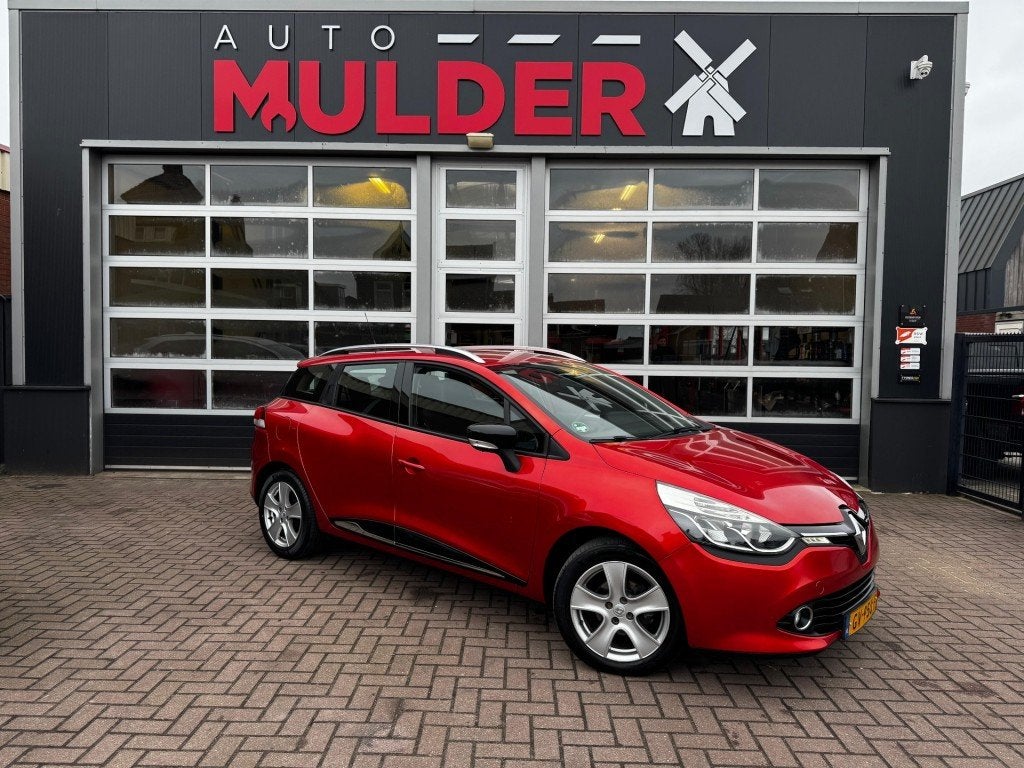 Renault CLIO  ESTATE DCI 90 ENERGY EXPRESSION / CRUISE / NAV, Auto's, Renault, Voorwielaandrijving, Euro 5, Gebruikt, 4 cilinders