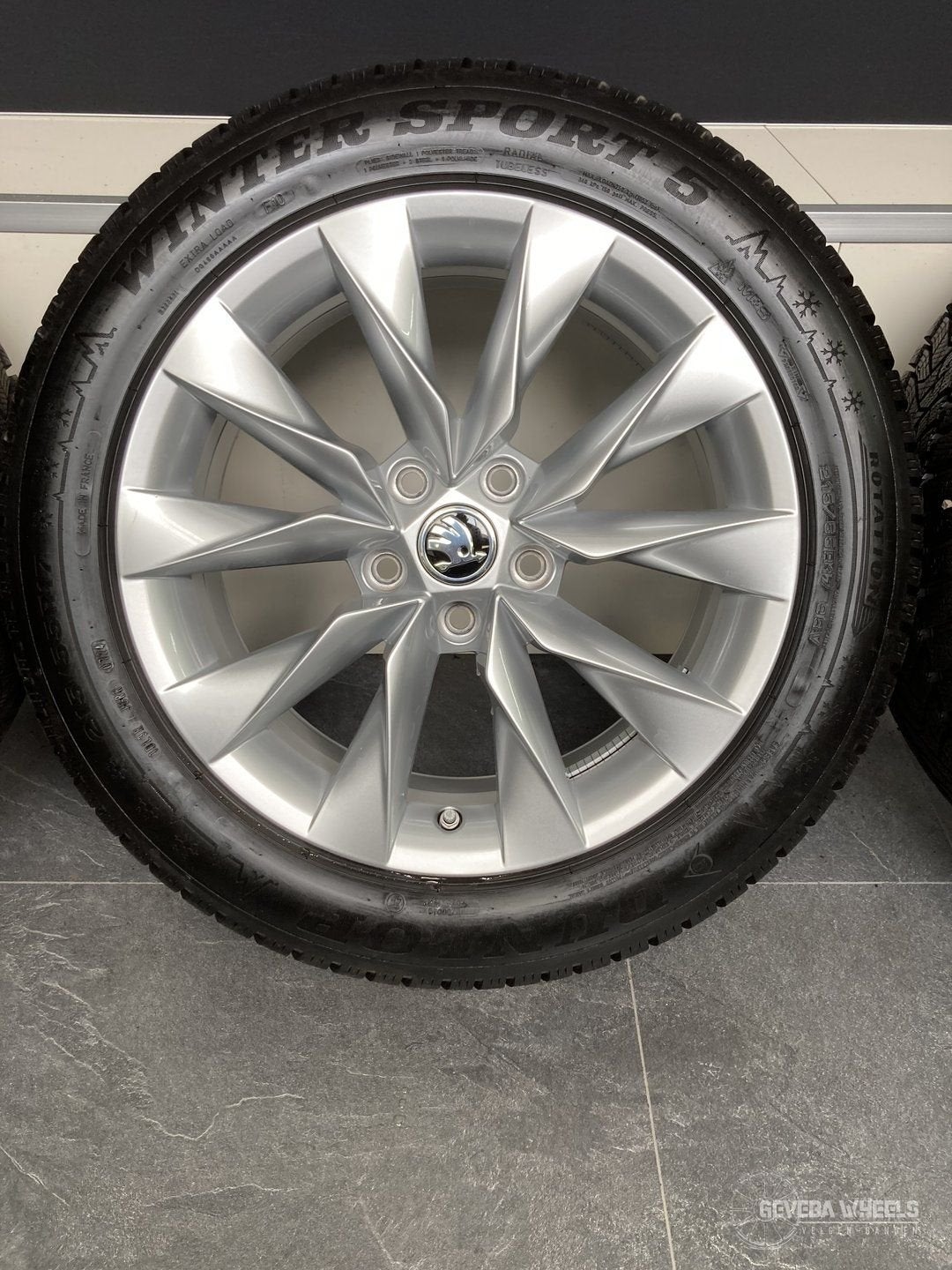 17” originele Skoda Superb B8 B9 velgen + winterbanden 5x112, -, -, Banden en Velgen, 17 inch