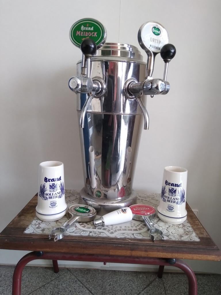 BIERTAP,met taplenzen,handle en bierpullen,BRANDBIER, Verzamelen, Biermerken, Gebruikt, Overige typen, Brand, Ophalen