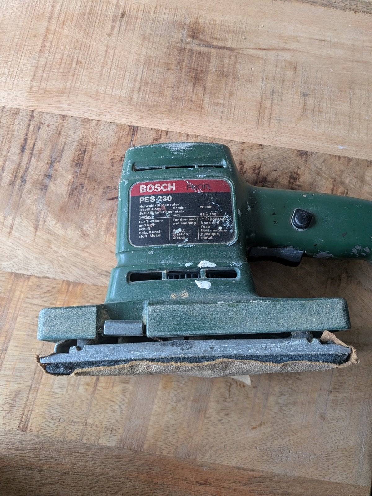 Bosch PSS 230 Vlakschuurmachine in doos, Ophalen of Verzenden, Gebruikt, Minder dan 600 watt, Vlakschuurmachine