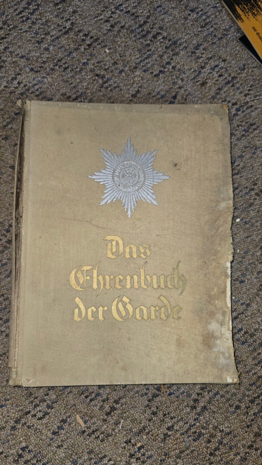 Das herenbuste der Garde, Verzenden