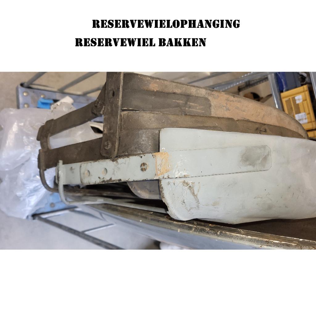 Binnenscherm RV Peugeot 404 Hydrovac cardan as, Kofferdeksel, Gebruikt, Voor, Ophalen of Verzenden, Bumper