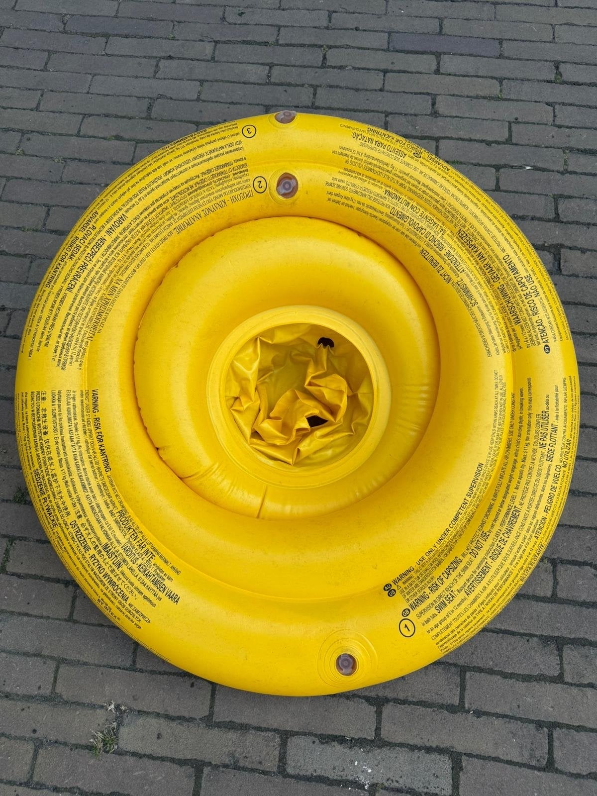 Zomerartikelen: strandtent, zwembandjes, tennisrackets, Ophalen, Gebruikt, ., Overige typen