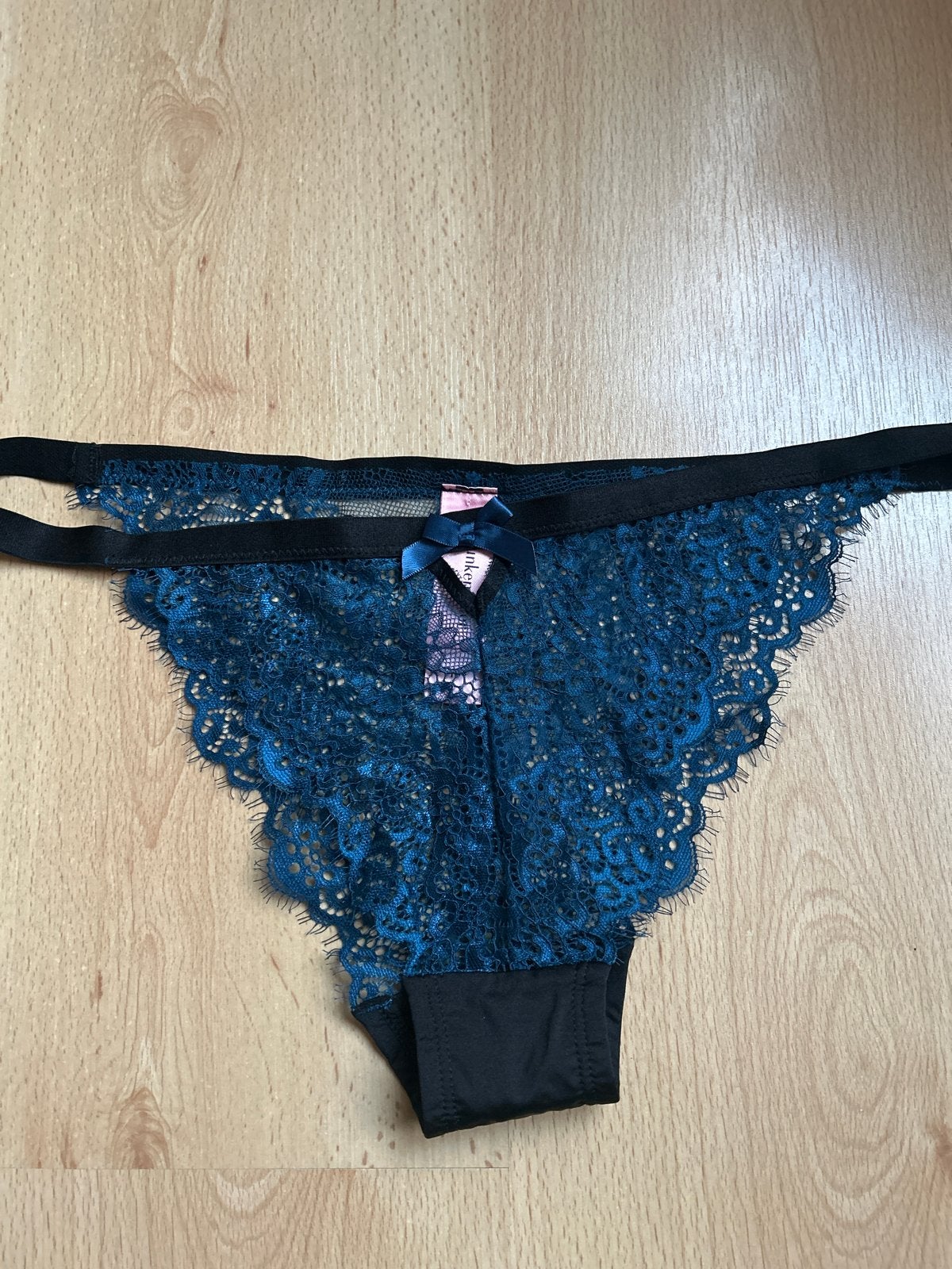 Nieuwe Hunkemöller String - Donkerblauw Kant, Verzenden, Blauw, String