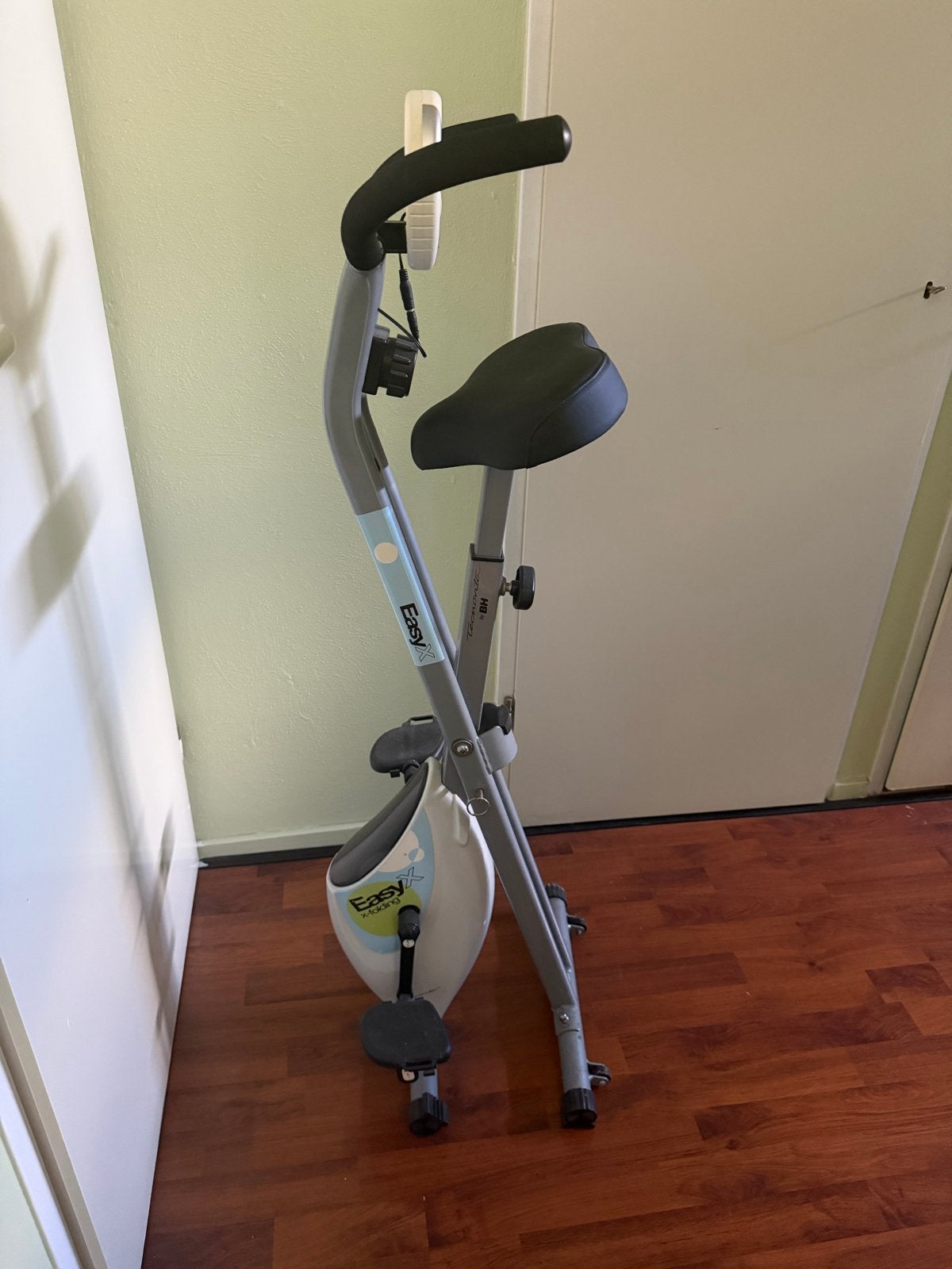 Opvouwbare hometrainer Easy X, Sport en Fitness, Ophalen, Gebruikt, Metaal, Benen