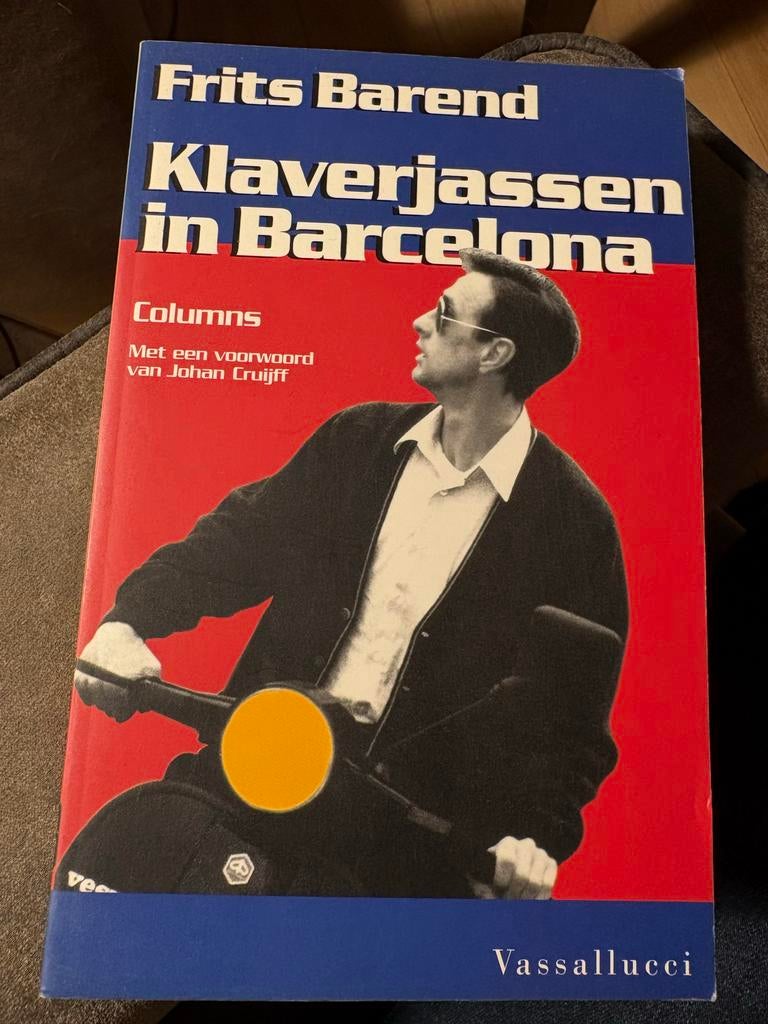 Klaverjassen in Barcelona - Frits Barend, Ophalen of Verzenden, Zo goed als nieuw, Eén auteur