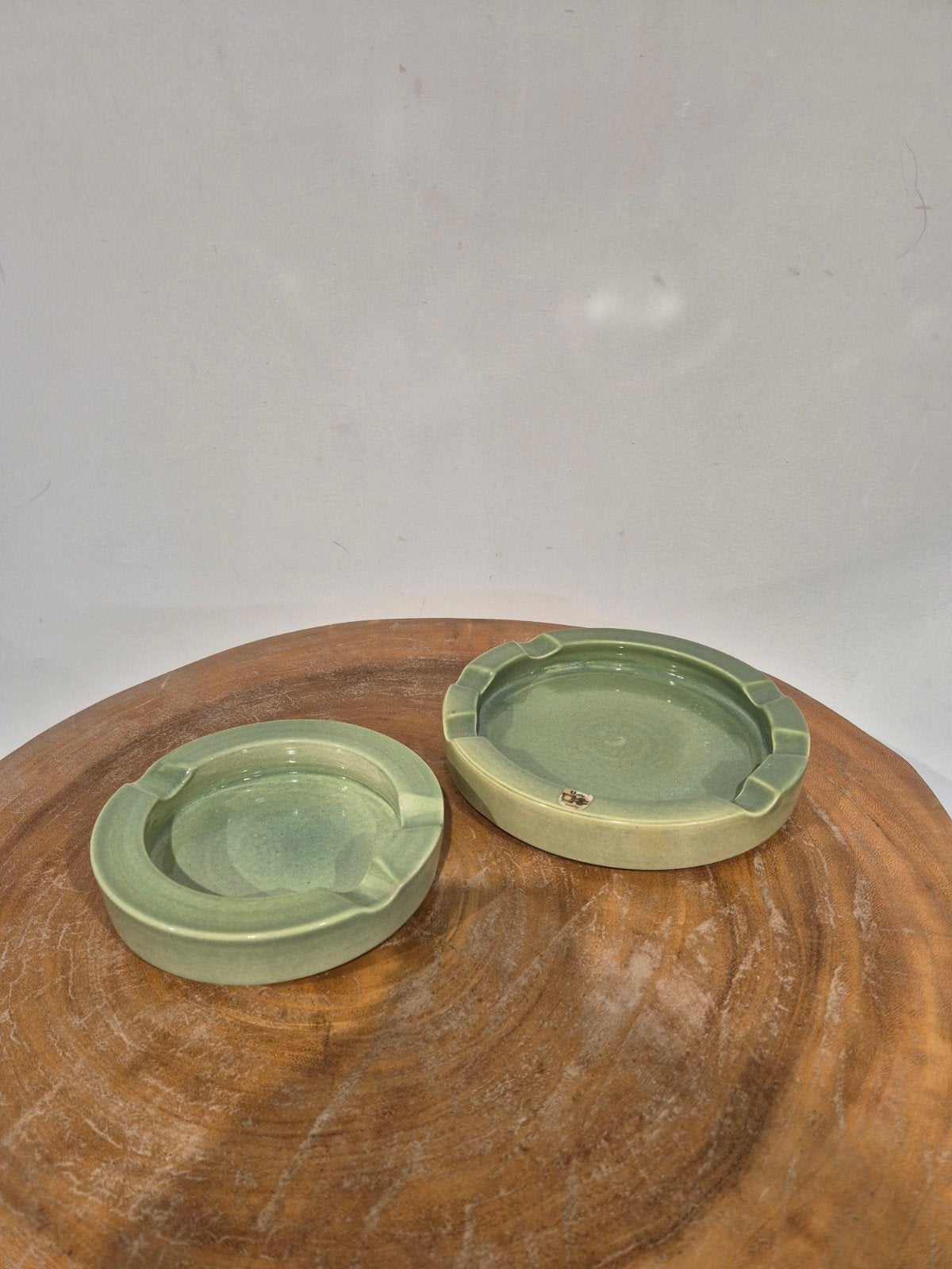 2 vintage tiko mintgroene asbakken gouda plateel., Ophalen of Verzenden