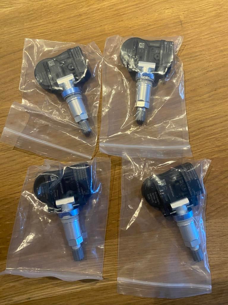 Nieuw! TPMS Sensoren Vitara SX4 Swift– Set van 4 – 433Mhz, Ophalen of Verzenden