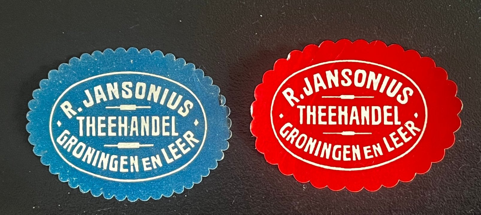 2 sluitzegels theehandel R. Jansonius Groningen Leer, Ophalen, Gebruiksvoorwerp