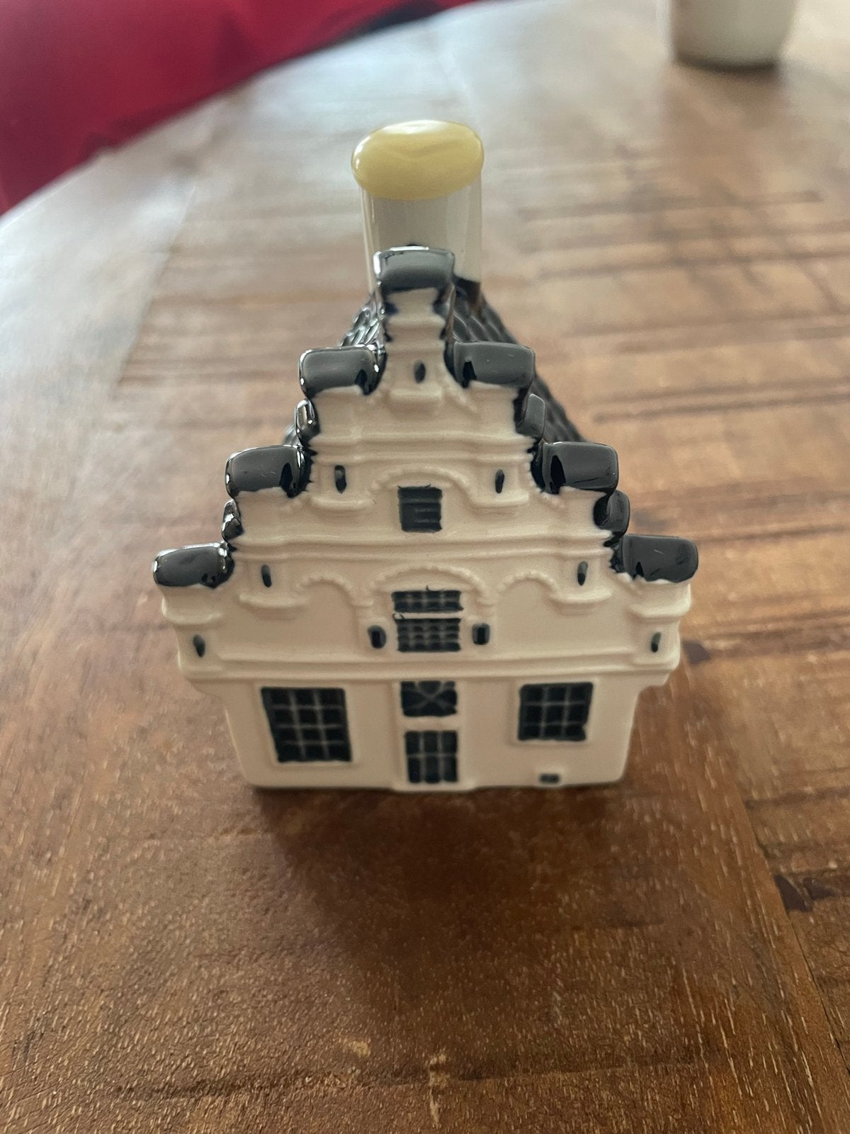 KLM huisje 94 vol nieuw - BOLS Amsterdam, Verzamelen, KLM Huisjes, Ophalen of Verzenden, Nieuw, Gevuld