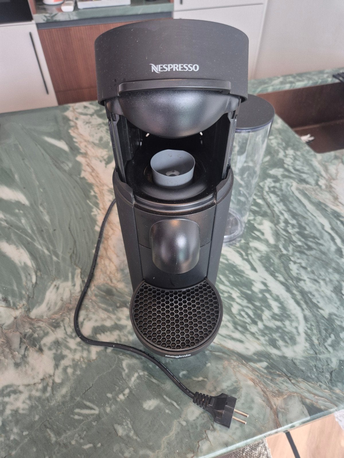 Nespresso Vertuo Next Magimix - nette staat, Ophalen, Gebruikt, Koffiemachine, 1 kopje