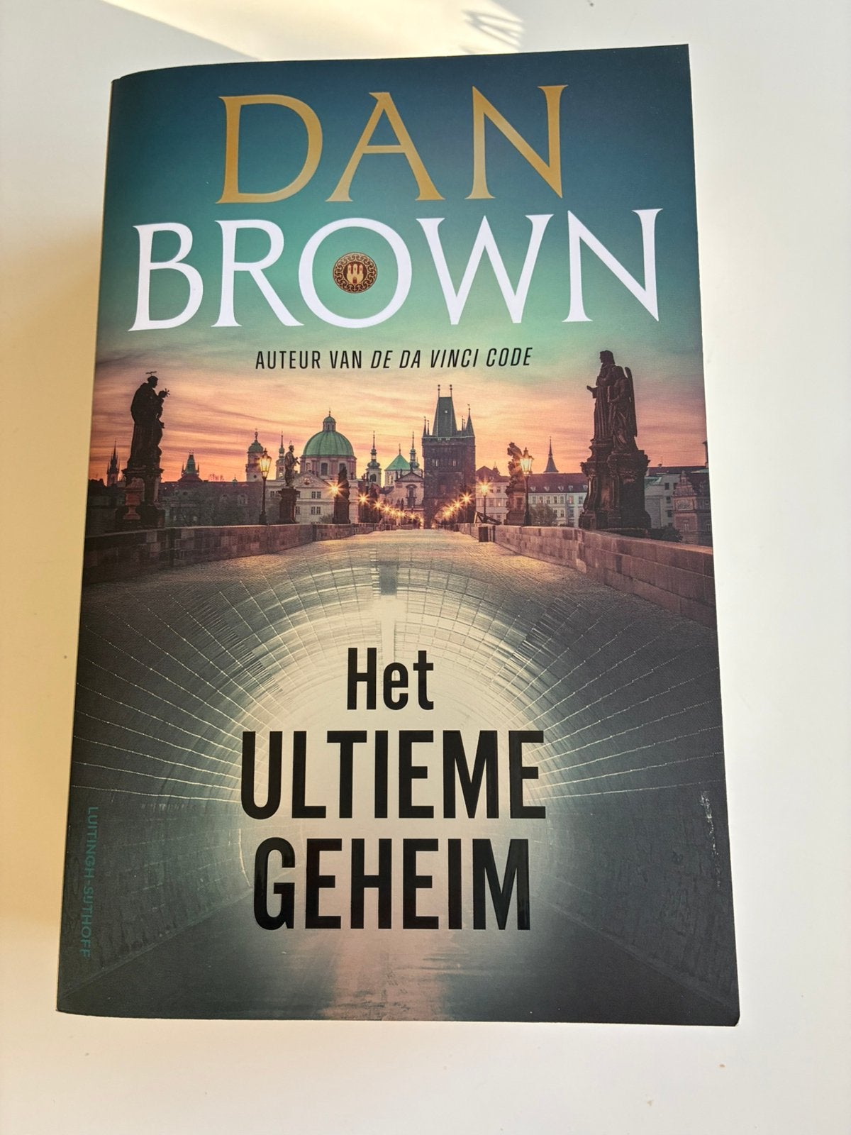 Dan Brown - Het ultieme geheim, Boeken, Ophalen of Verzenden, Zo goed als nieuw, Dan Brown